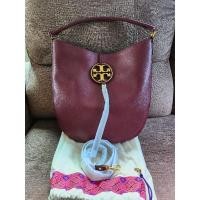 ราคา Kept unusedTory Burch hobo สีแดง burgundy มีสายหนังยาวครอสบอดี้ได้ (18354662996)