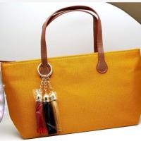 ราคา กระเป๋า จาก Shiseido (ขนาด32×17×8cm)มีซิป (7713676792)