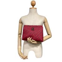 ราคา กระเป๋า ROBERTA DI CAMERINO CLUTCH แท้ (23756456269)