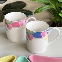 ราคา แก้ววินเทจ แก้วกาแฟแบรนด์ GIVENCHY สภาพใหม่มาก ลายดอกไม้สีพาสเทล (15673460740)