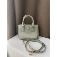ราคา Prada Saffiano Lux mini (vernic lago) y14 (10288289653)
