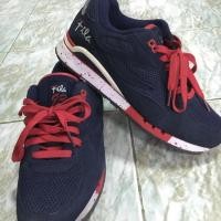 ราคา รองเท้าผ้าใบ FILA (743662735)