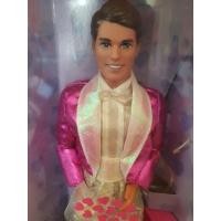 ราคา **กล่องไม่สวย** Vintage 1992 SECRET HEARTS KEN Barbie Doll 7988 กล่องไม่สวย #49# (7241103224)
