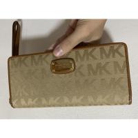 ราคา Used Michael kors กระเป๋าสตางค์ ของแท้100% (16682794072)