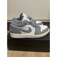 ราคา ส่งต่อรองเท้ามือสอง Nike Air Jordan 1 Low Vintage Grey (26851084016)