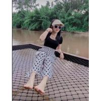 ราคา เซต2ชิ้น กางเกงอัดพลีทลายจุด+เสื้อสีดำ (4382811627)