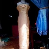 ราคา เดรสยาวไปงานสีทอง (งานตัด) (1771401723)