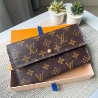 ราคา LV Trifold wallet มือสองของแท้ค่ะ (รบกวนทั่กแชทก่อนสั่งค่ะ) (23636862294)