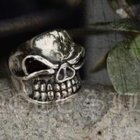 ราคา แหวน หัวกะโหลก เงินแท้ฝังดวงตากาเนตแท้ Sterling Silver 925 NSRG2311 (5816792383)