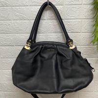 ราคา กระเป๋าสะพาย งานหนังนิ่ม MIU MIU แท้ กว้าง 16 สูง 10 ก้นกว้าง 8 นิ้ว ราคา 790 บาท (22184379711)