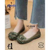 ราคา Clarks YC-2028 Leather Flowers Flat รองเท้าผู้หญิง (41414091349)