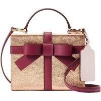 ราคา แท้!! 100% กระเป๋าสะพาย Kate spade Wrapping Party Gift Box Crossbody สีทอง ใหม่ (23547004407)