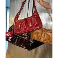 ราคา CROSS BODY BOX BAG ( ของแท้จากSPOILED_OFFICIAL แบรนด์เวียดนาม ) (42854308869)