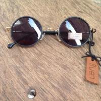 ราคา แว่นตากันแดด​ แว่นตาวินเทจ​ชินตา​ รุ่น​ชาลี​ ทรงกลม​ เลนส์กันแดดสีดำ​ ใช้วัสดุคุณภาพดี​ ใส่ได้ทั้งชายและหญิง (4837289743)