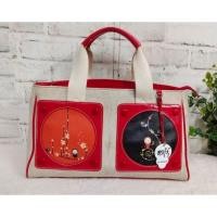 ราคา กระเป๋า SONOVI ผ้าดิบแต่งหนัง สภาพดีผ้าแน่นๆ 3ช่องหลัก กลางซิป 3ช่องย่อยราคา : 850กว้าง 14นิ้ว สูง 8นิ้ว ฐาน 5.5นิ้ว (23754877221)