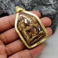 ราคา เหรียญพระขุนแผน กรุวัดป่าเลไลย์ เลี่ยมทองไมครอนกันน้ำ (43868387940)