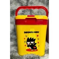 ราคา กระติกน้ำ ลายการ์ตูนซาริโอ งานลิขสิทธิ์ เก็บน้ำแข็ง เก็บน้ำเย็น ขนาด 2 ลิตร มีที่เสียบหลอด มีหูหิ้ว พกพาง่ายถือสะดวก (40953118102)