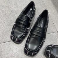 ราคา รองเท้า Loafer Charles & Keith (23254448901)