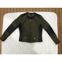 ราคา **มือสอง** เสื้อคลุมหนัง H&M ขายลดราคาเพราะหนังลอก สภาพ80% (13749364642)