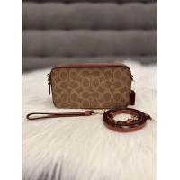 ราคา Used Coach Crossbody 2zip สภาพใหม่ (41401691679)