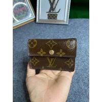 ราคา กระเป๋าหลุยส์ของแท้มือสองปี04 (7969211588)
