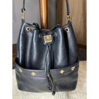 ราคา MCM กระเป๋าสะพายทรงจีบ มือสอง ของแท้100% (8319204232)