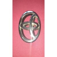 ราคา โลโก้ TOYOTA หน้ากระจัง wish (มือสอง) (3128677276)