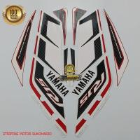 ราคา MERAH Yamaha R15 2015 แถบสีแดงและสีขาว สติกเกอร์รายการตัวถังรถจักรยานยนต์มาตรฐาน (43464582489)