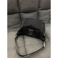 ราคา used fendi pochette zucchino nylon black (15962553608)