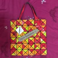 ราคา Used bao bao 6x6 แท้ limited (5117496277)