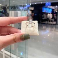 ราคา (ของแท้100%)❣️แถมกล่อง pandora Sparkling Solitaire Ring แหวนเพชรชู ทรงโมเดิน (16238698145)