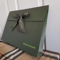 ราคา ลองชอม Longchamp ถุงกระดาษ ซองกระดาษ ของขวัญ ผูกโบว์ แท้100% หิ้วเองจากฝรั่งเศส (2211605111)