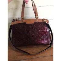 ราคา กระเป๋าสะพายหลุยส์สวยมากใหม่มากๆค่ะ (19889777749)