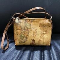ราคา กระเป๋า vintage alvero martini crossbody bag ของแท้ % (14248389714)