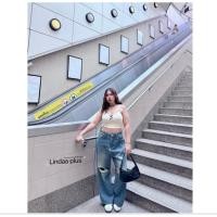 ราคา ส่งต่อกางเกงยีน กดมาเกินส่งต่อกางเกงยีนส์ขากระบอกใหญ่ขาดเข่ารุ่นRippedงานป้ายLindaa (24542294045)