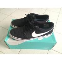 ราคา รองเท้า NIKE SB PORT MORE มือสองของแท้ 100% พร้อมกล่อง (1444194403)