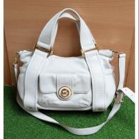 ราคา MK Michael kors ☆ กระเป๋าหนังแท้ สีครีม ของแท้ หนังดี ♡ (2595286675)