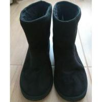 ราคา Used H&M รองเท้าบูท แบบสั้น แท้100% สีดำ (178340926)