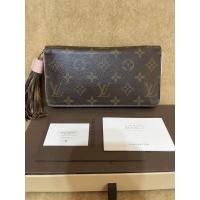 ราคา กระเป๋าสตางค์หลุยส์Zippy Walletมือสองของแท้ (3000447511)