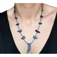 ราคา สร้อยคอหินลาพิสลาซูลี่ หินโกเมน หินแท้ธรรมชาติ หินโบราณ จี้ใบไม้ และ นก Natural Lapis Lazuli, Garnet Beads Leaf Necklace (25782676197)