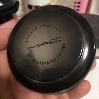 ราคา Cushion MAC studio perfect spf 50pa++ hydration cushion สภาพ 98%สินค้ามือสอง (6437322012)