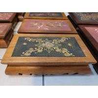 ราคา โต๊ะฐานพระขาคู้ไม้สัก เพ้นท์ลาย (40167249071)