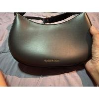 ราคา กระเป๋า Charles Keith มือสองของแท้ (22148723242)