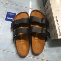 ราคา รองเท้า birkenstock 38 สีดำ (2058421170)