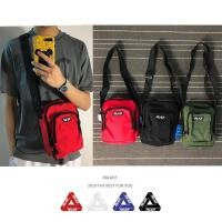 ราคา กระเป๋าใบเล็ก ins tide fire tide แบรนด์ palace กระเป๋า messenger กระเป๋าสะพายนักเรียน 19ss กระเป๋าข้ามขนาดเล็กสําหรับผู้ชายและผู้หญิง (44414036664)