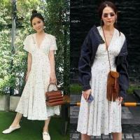 ราคา แม็กซี่เดรสลายดาวสีทอง คอวี เนื้อผ้าซีฟองพื้นสีขาวพิมพ์ลายดาวสีทองทั้งตัว มีชิบข้างหลัง (950121261)