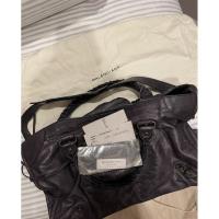 ราคา กระเป๋า balenciaga มือสอง (9850635679)