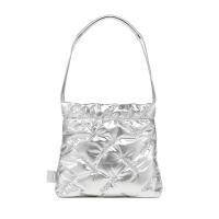 ราคา กระเป๋าสะพาย carlyn สีเงิน (18687648079)