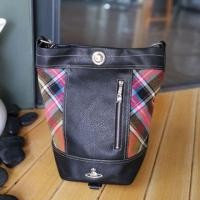 ราคา กระเป๋าสะพายข้าง Vivienne Westwood มือสอง (3111309426)