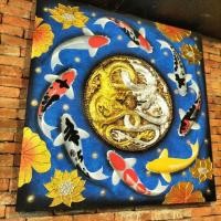 ราคา ภาพมังกรคู่ ล้อมรูปวาดปลาคราฟ เสริมฮวงจุ้ย ขนาด80cm×80cm (44465339719)
